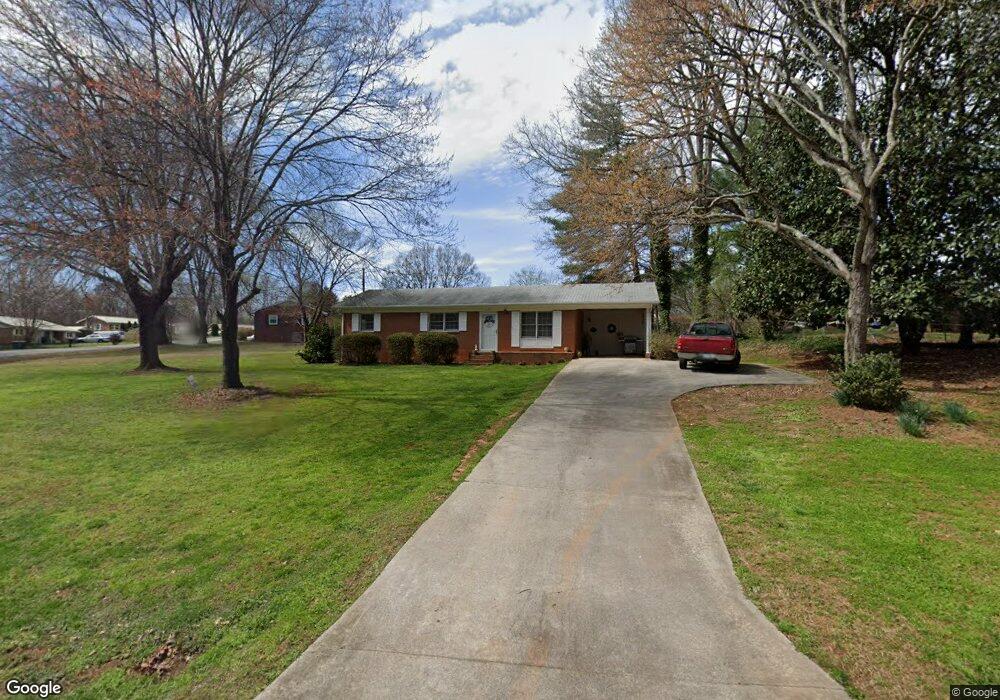 253 Harriet Ln, Statesville, NC 28625 - photo 1