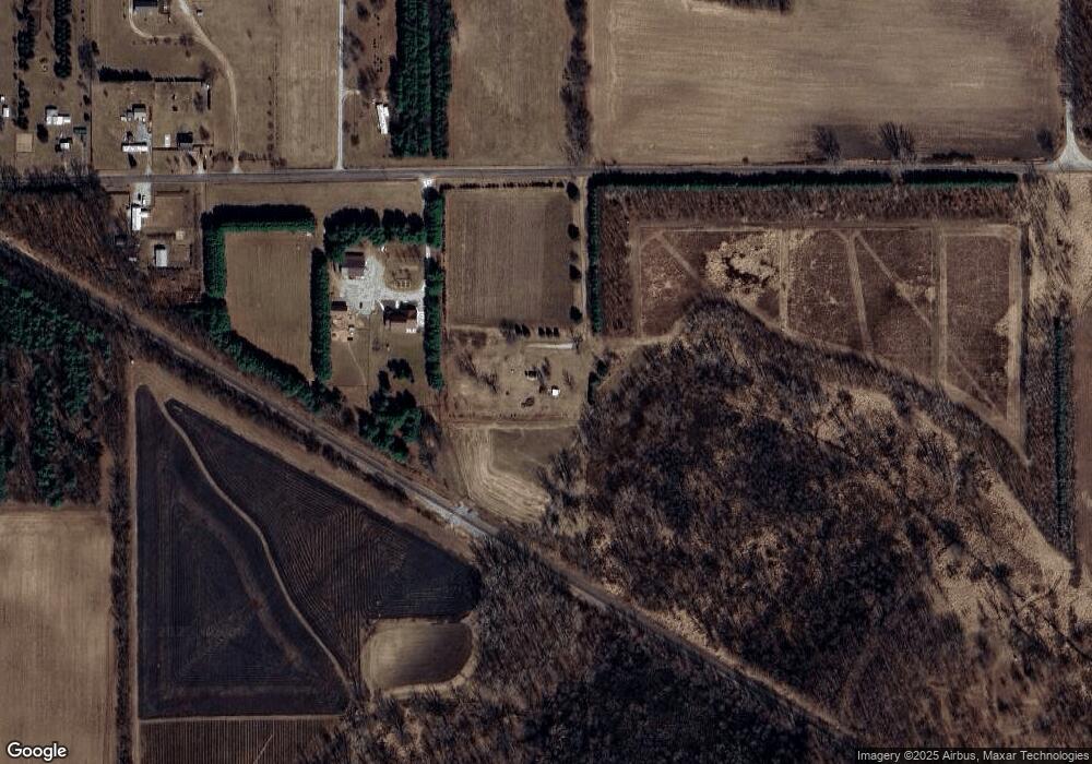 2241 19th Rd, Tippecanoe, IN 46570 - photo 1