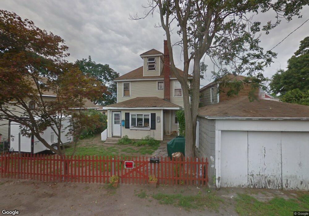 17 Taylor Ave, Riverside, RI 02915 - photo 1