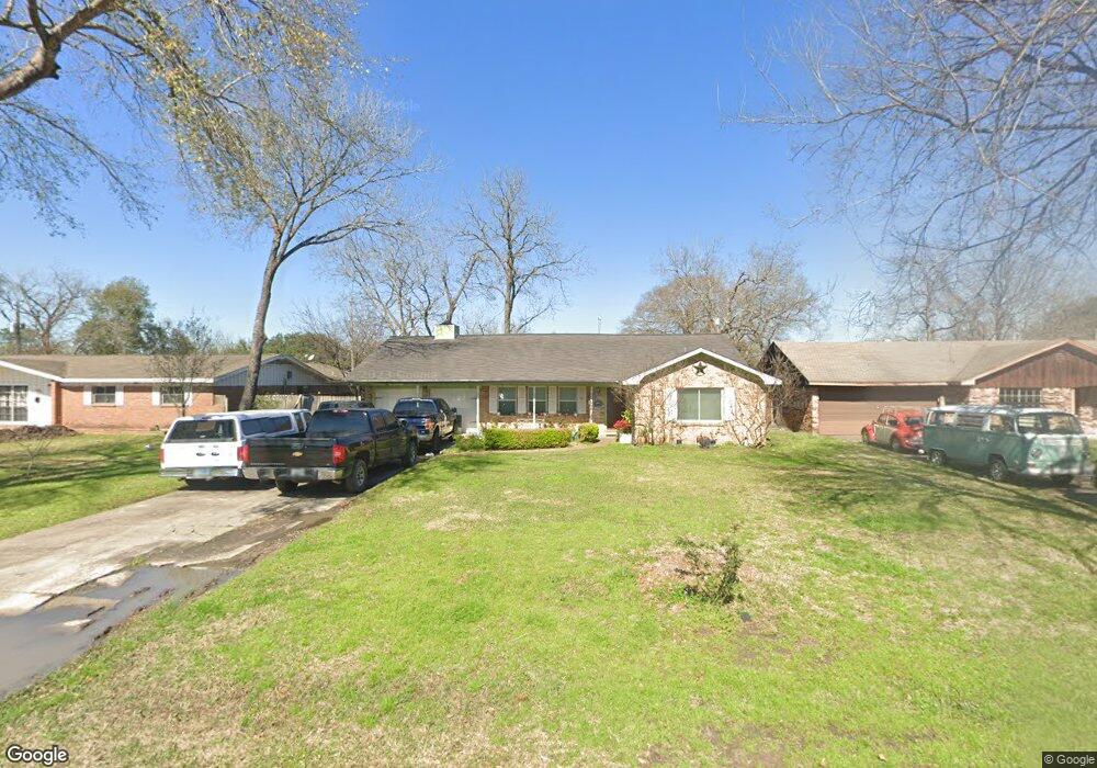 219 E Thornton Rd, Houston, TX 77022 - photo 1