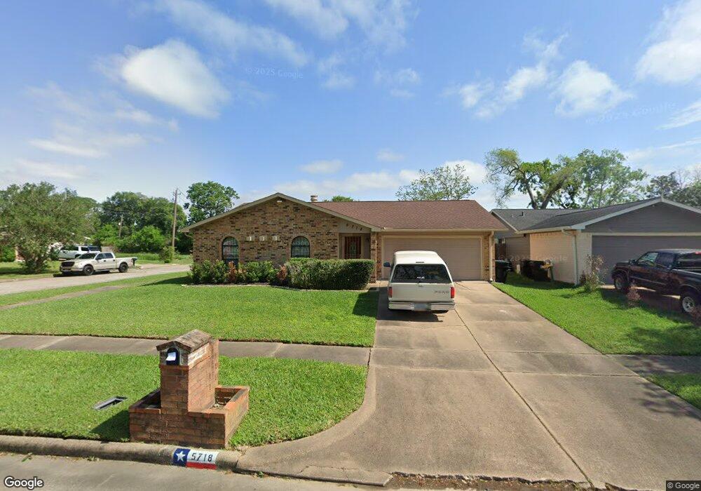 5718 Irish Hill Dr, Houston, TX 77053 - photo 1