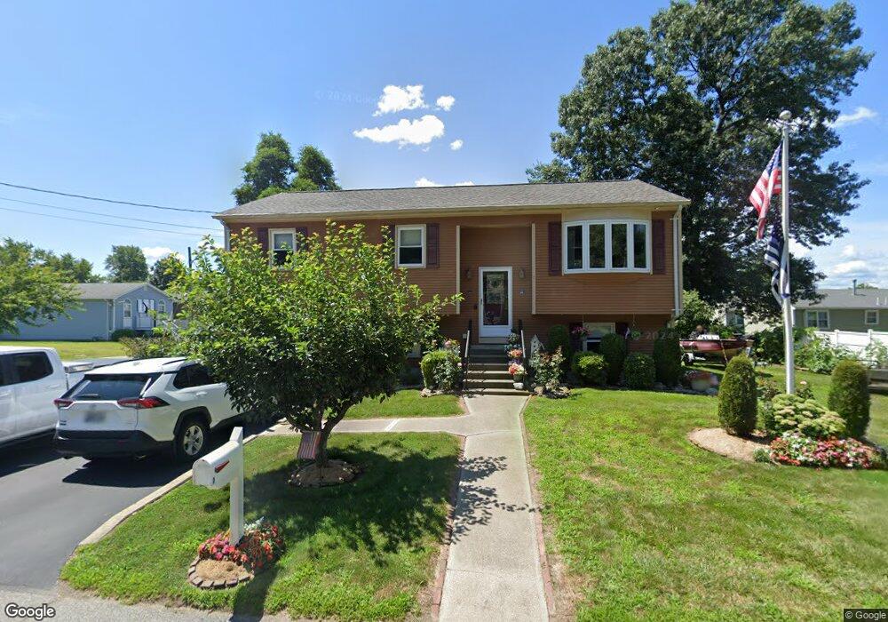 7 Whispering Pines, Cumberland, RI 02864 - photo 1