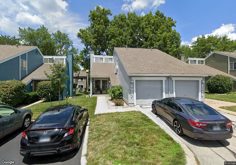 8017 Monrovia St, Lenexa, KS 66215 - photo 1