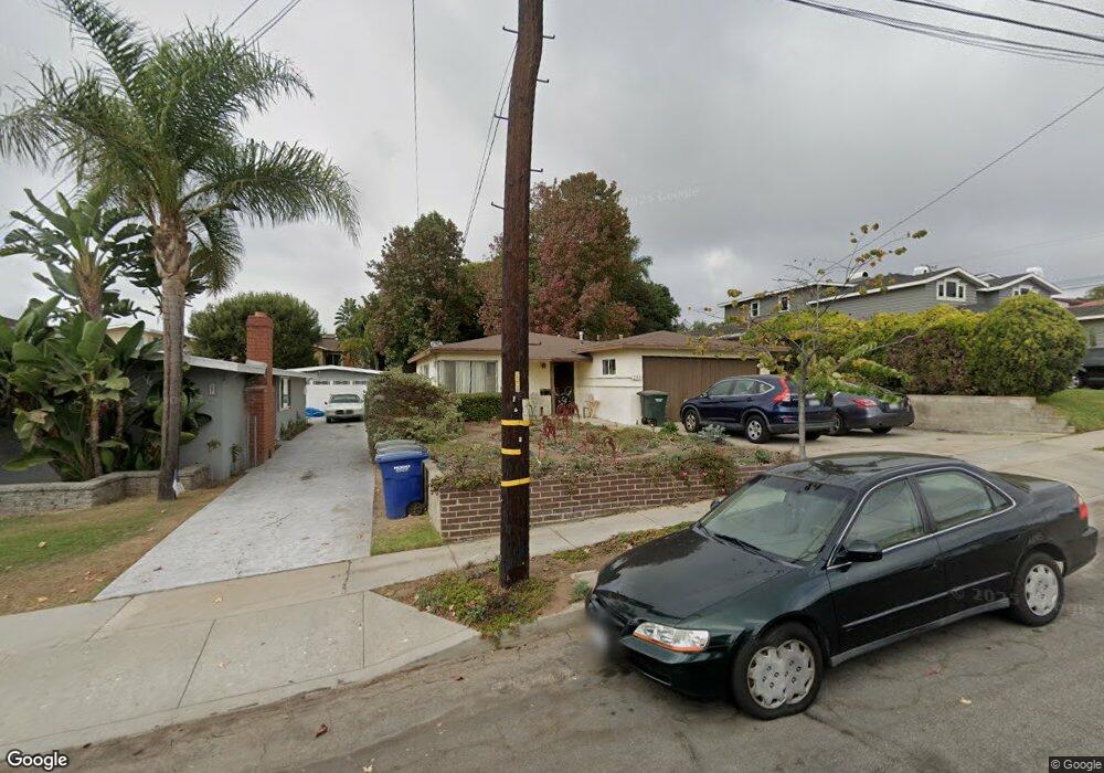 423 W Walnut Ave, El Segundo, CA 90245 - photo 1