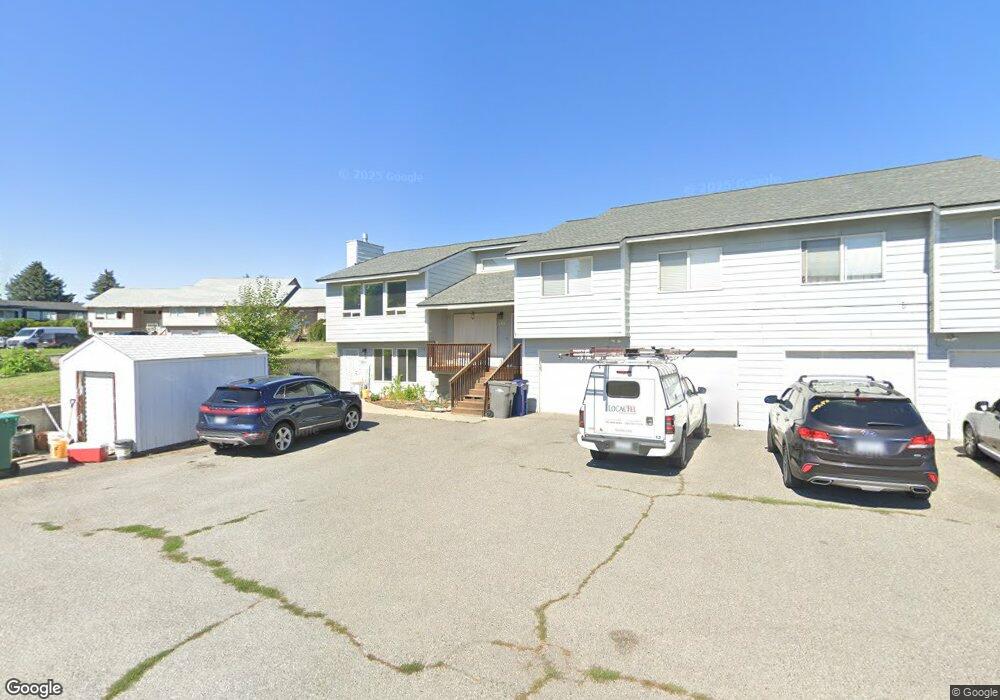 551 - 553 Ne 11th St, East Wenatchee, WA 98802 - photo 1