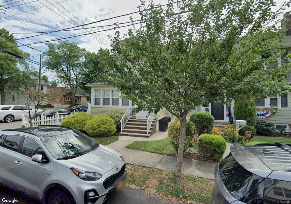 109 Dickie Ave, Staten Island, NY 10314 - photo 1