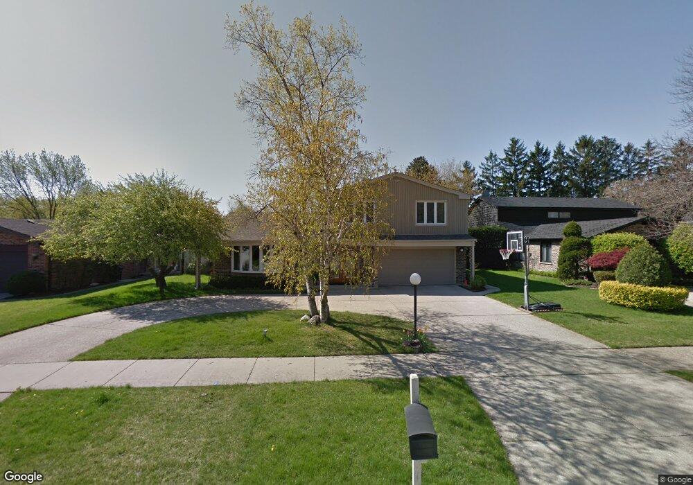 3905 Michael Ln, Glenview, IL 60026 - photo 1