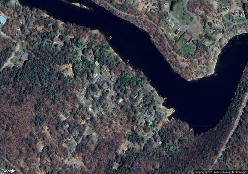 115 River Rd, Greentown, PA 18426 - photo 1