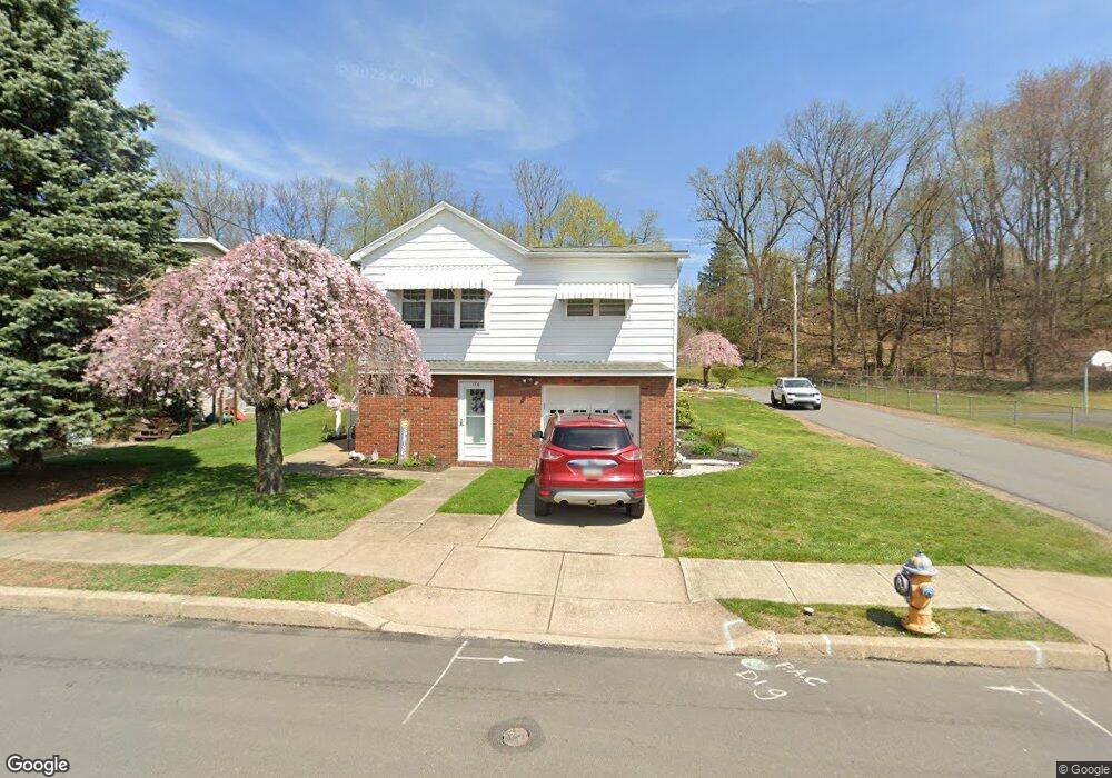 176 Pine St, Pittston, PA 18640 - photo 1
