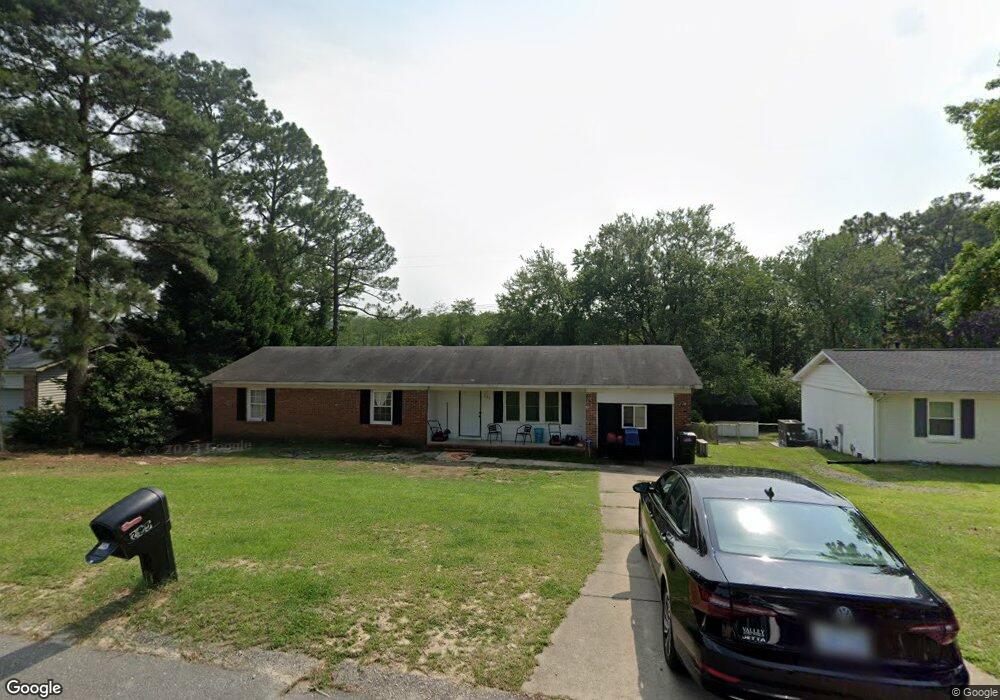 225 Brewster Dr, Fayetteville, NC 28303 - photo 1