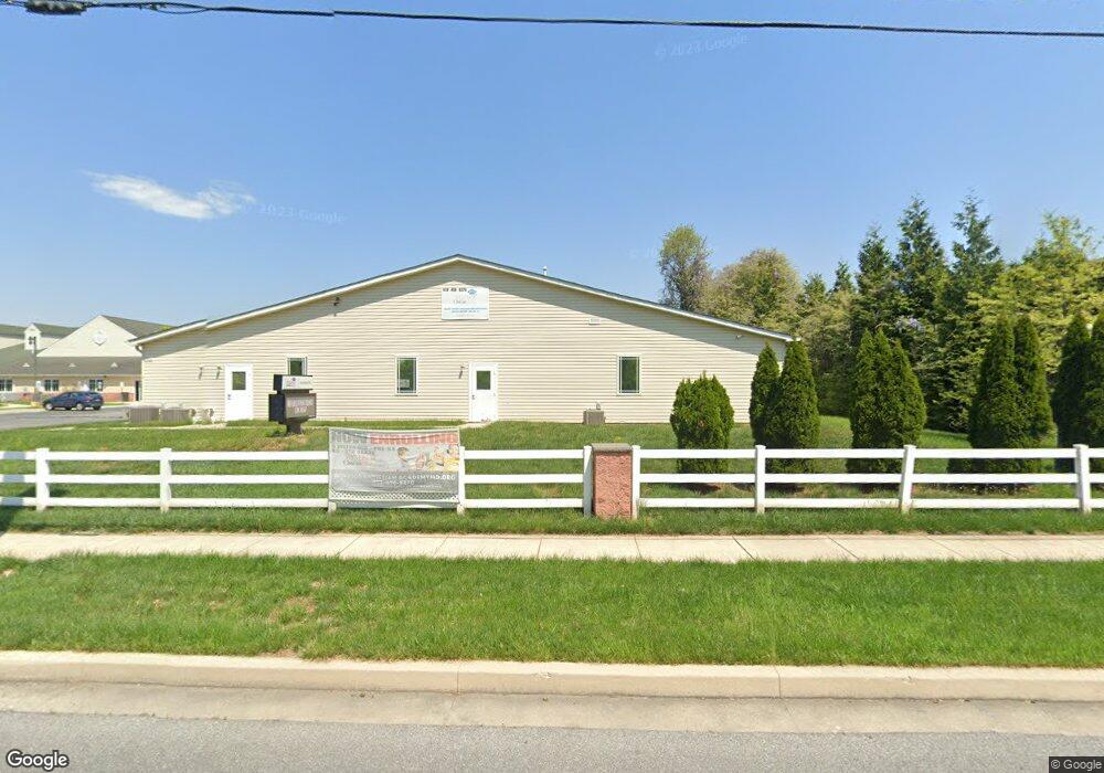 7704 Windsor Mill Rd, Windsor Mill, MD 21244 - photo 1