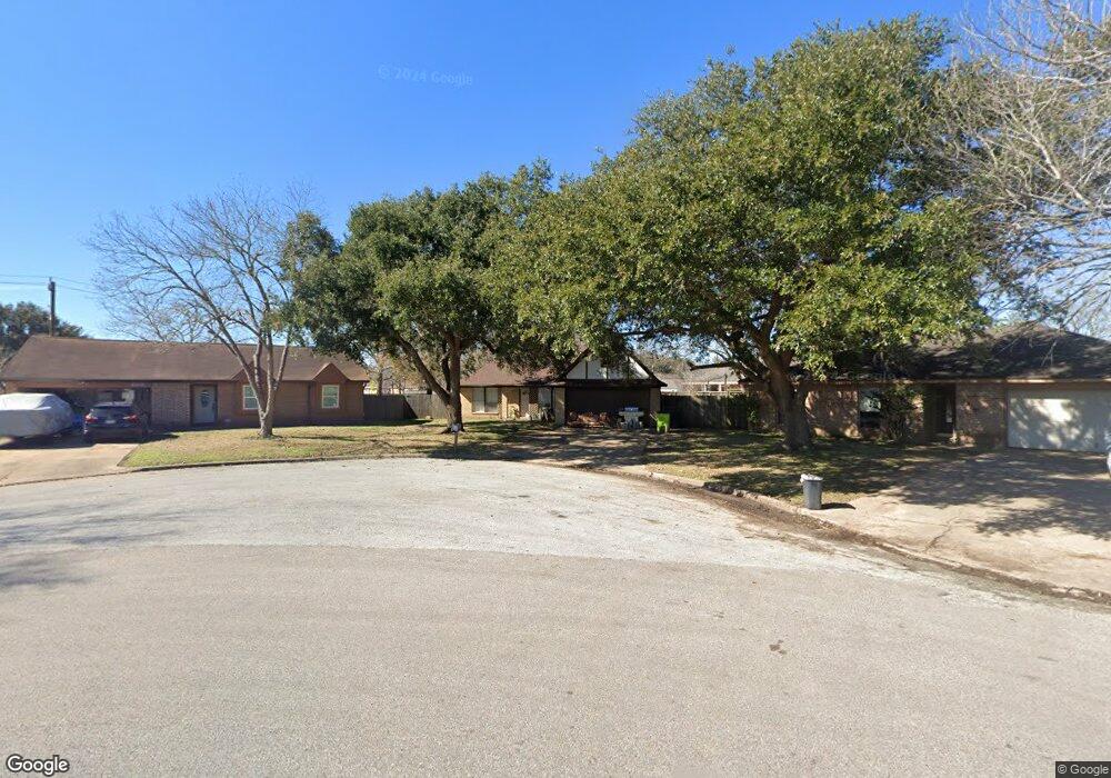 2220 Spruce Dr, Rosenberg, TX 77471 - photo 1