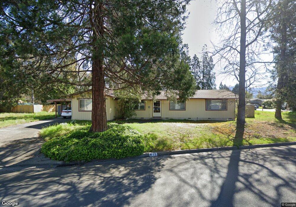 615 SW Westholm Ave, Grants Pass, OR 97526 - photo 1