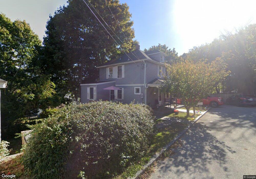 18 Town Hill Ct, New London, CT 06320 - photo 1