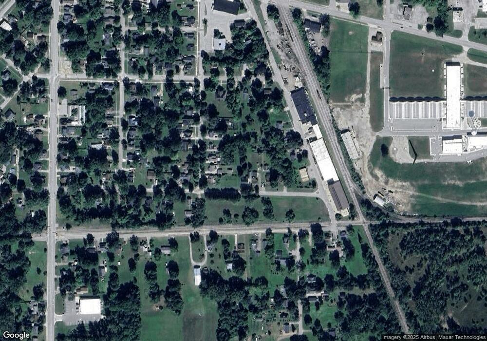 527 Arch St, Vassar, MI 48768 - photo 1