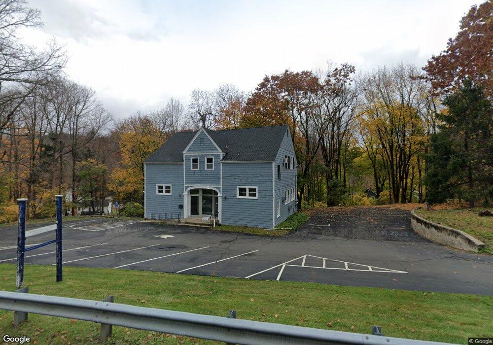 5 Riverside Rd unit 4, Sandy Hook, CT 06482 - photo 1