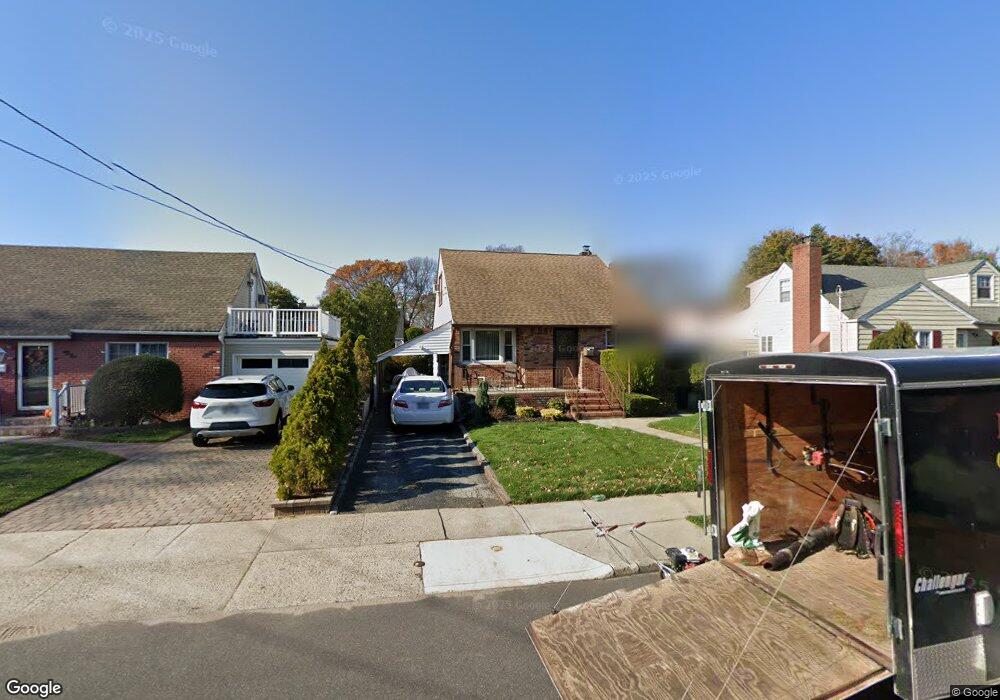 2604 Fortesque Ave, Oceanside, NY 11572 - photo 1