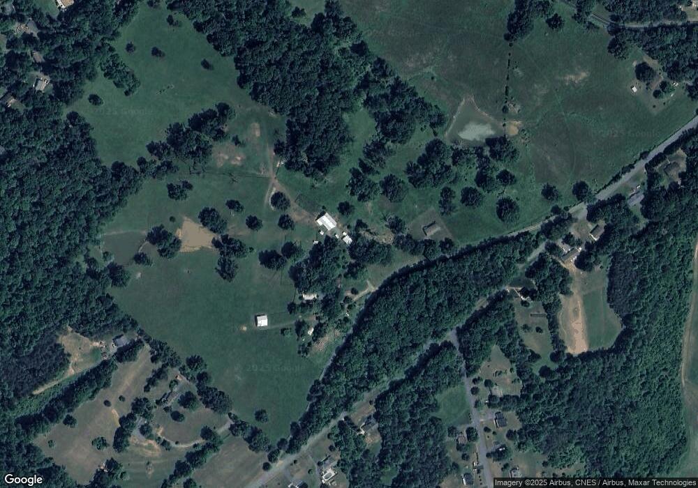 143 Parrotts Rd, Ruckersville, VA 22968 - photo 1