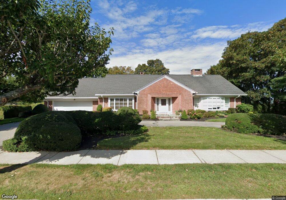 972 Highland Ave, Fall River, MA 02720 - photo 1