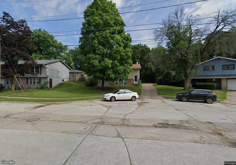 1742 Pleasant Ct unit 44, Davenport, IA 52803 - photo 1