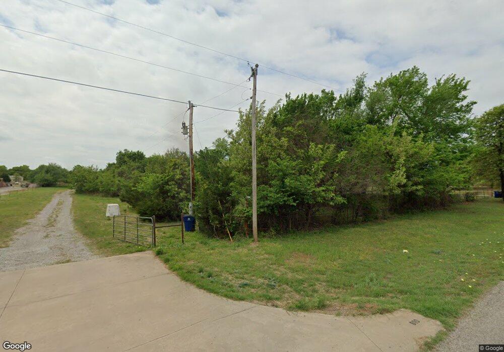 910 E Plato Rd, Duncan, OK 73533 - photo 1