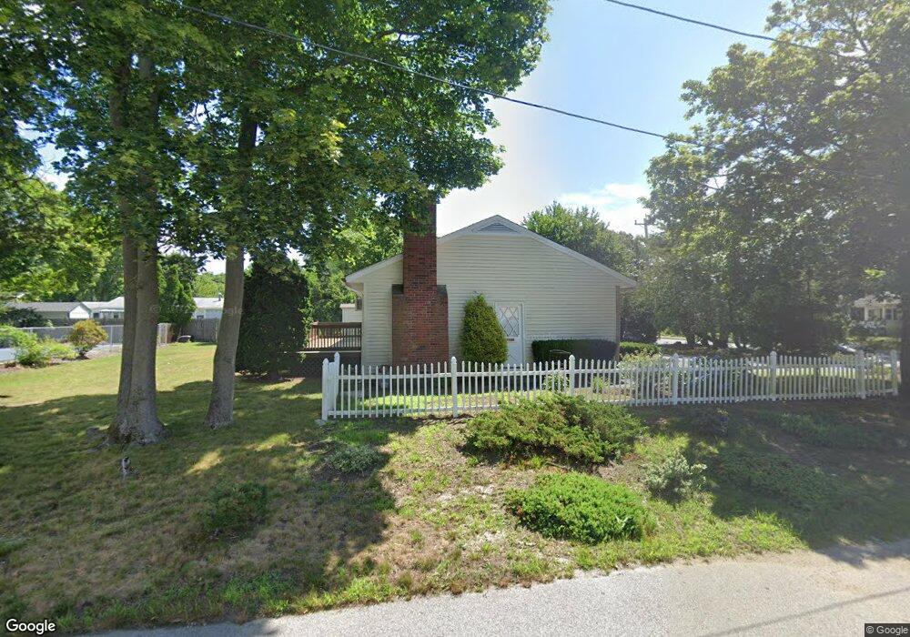 3179 W Shore Rd, Warwick, RI 02886 - photo 1