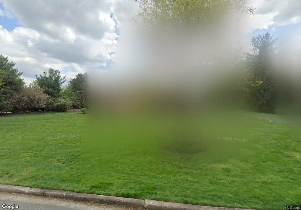 671 N Saratoga Dr, Moorestown, NJ 08057 - photo 1