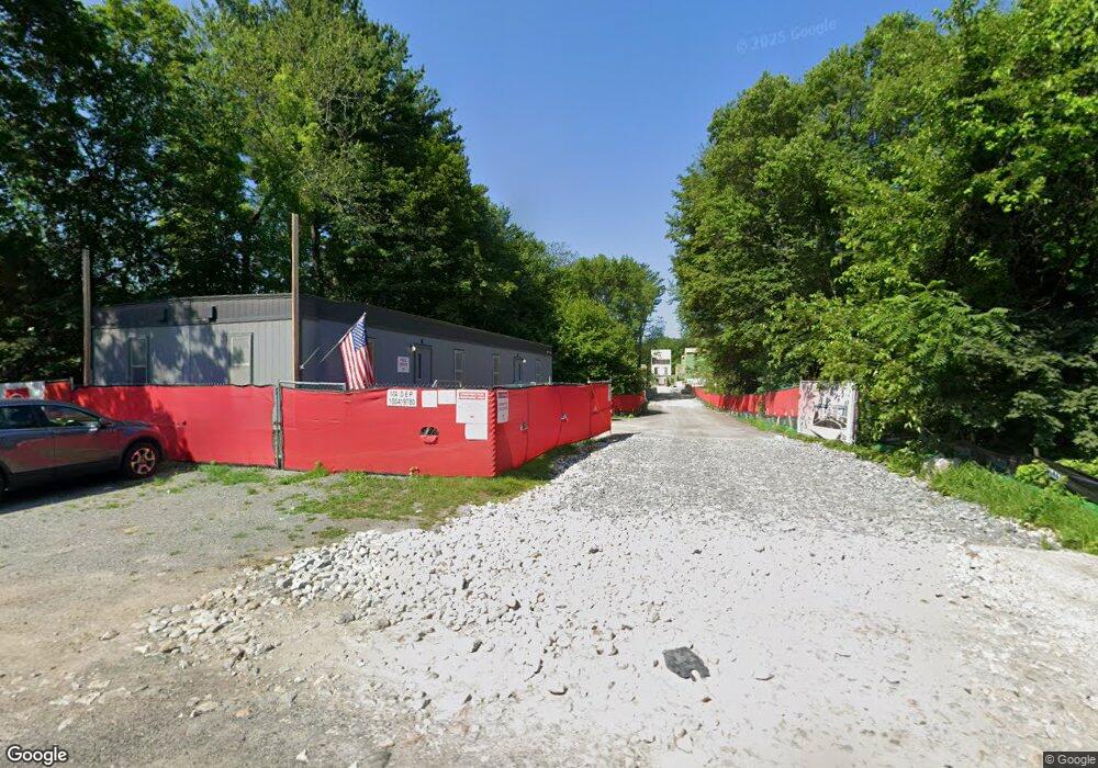 1530 Bridge St, Dracut, MA 01826 - photo 1