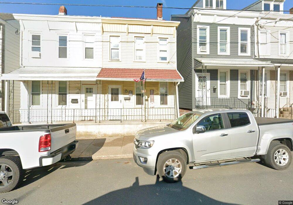 110 N 3rd St, Hamburg, PA 19526 - photo 1