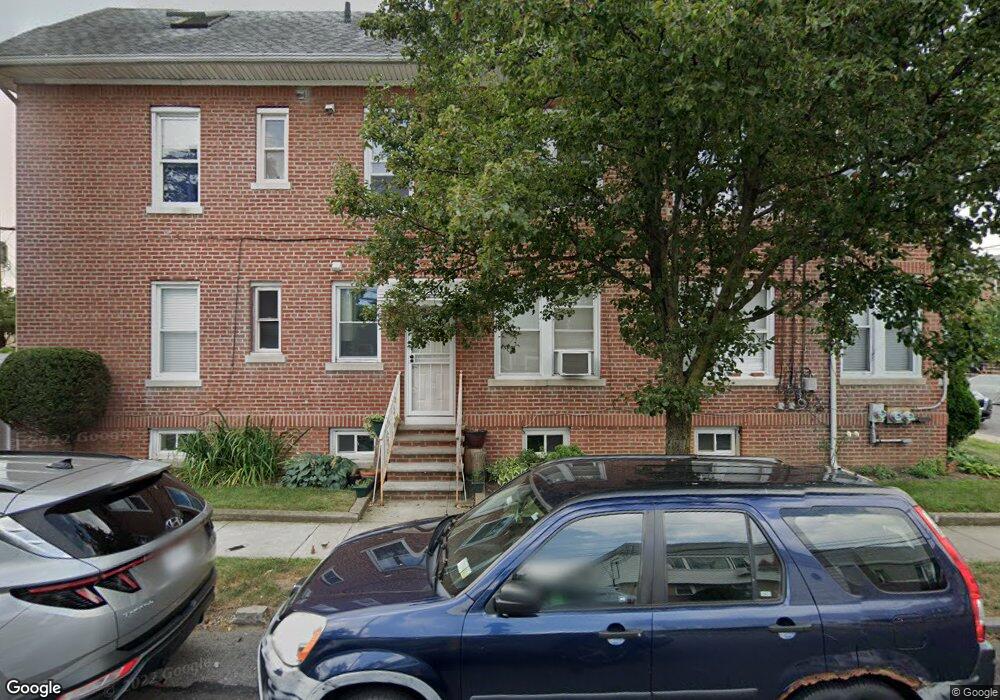 47-01 163rd St unit 1 F, Flushing, NY 11358 - photo 1