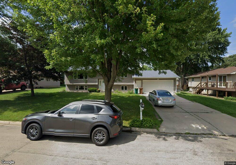 1306 Southview Ln, Albert Lea, MN 56007 - photo 1