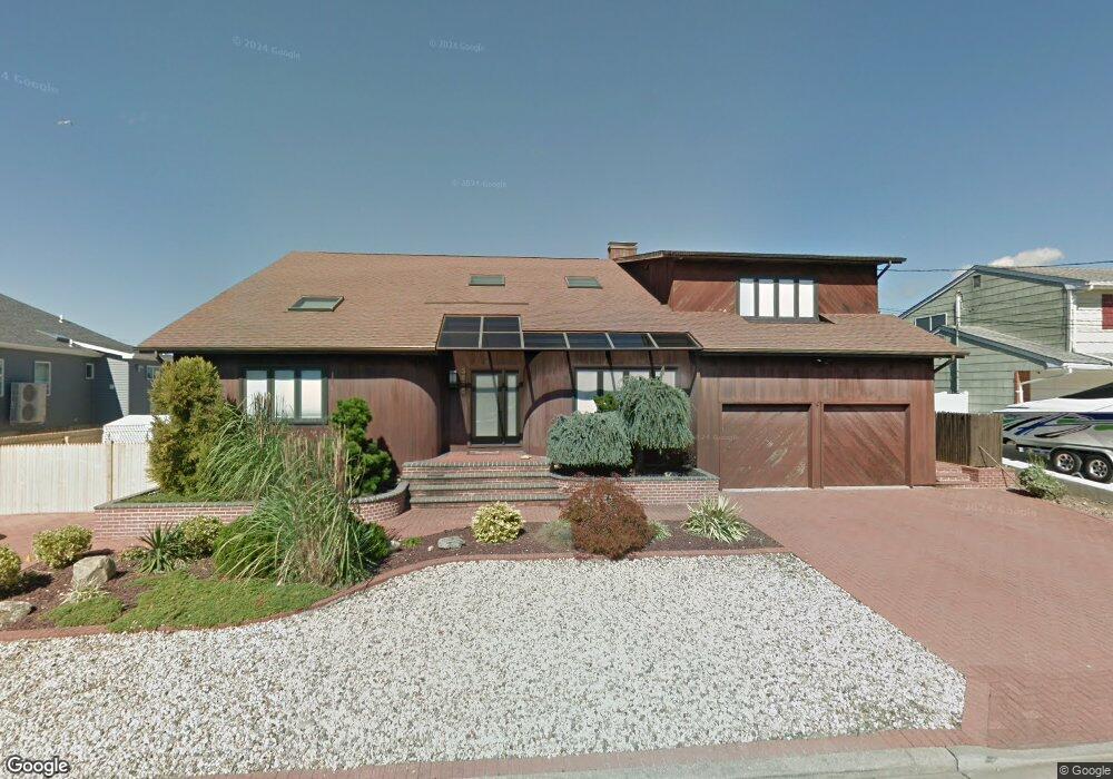 3645 Nimrod St, Seaford, NY 11783 - photo 1