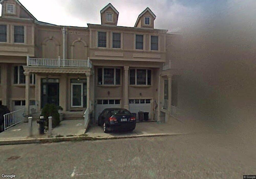 22-30 Cobblers Ln, Staten Island, NY 10304 - photo 1