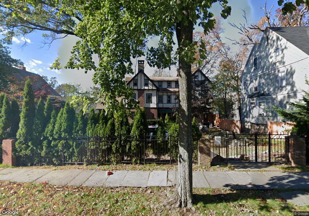 551 Lincoln Ave, Orange, NJ 07050 - photo 1