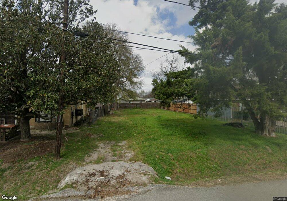 13 Burress St, Houston, TX 77022 - photo 1