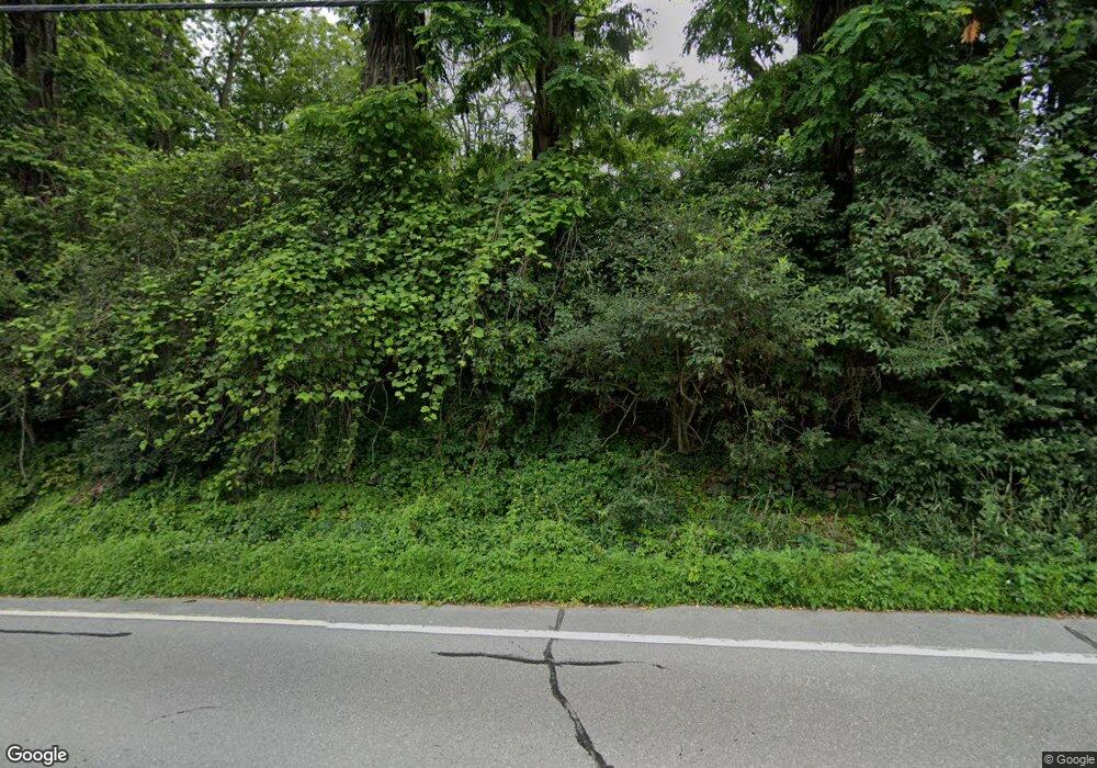 15 Bellows Falls Rd, Putney, VT 05346 - photo 1