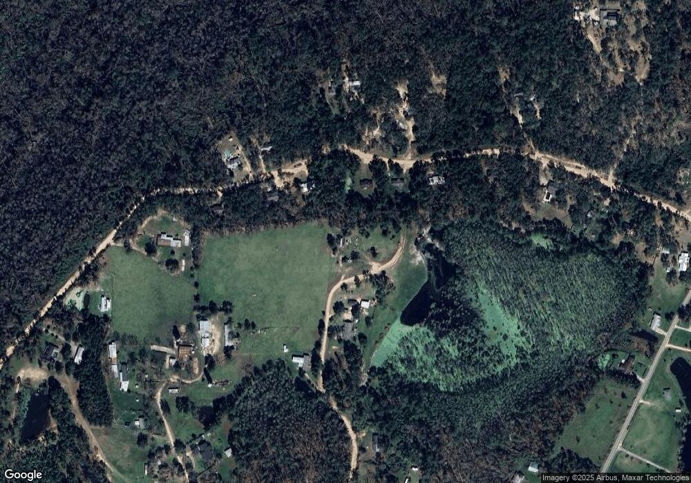 221 Clydesdale Rd, Douglas, GA 31533 - photo 1