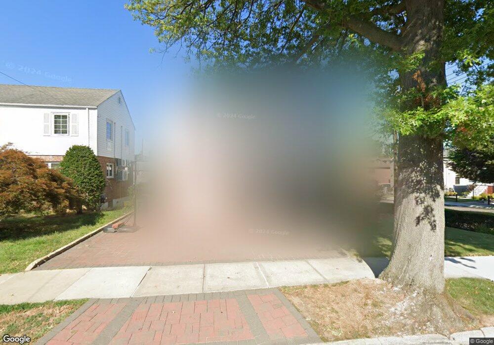 3304 166th St, Flushing, NY 11358 - photo 1