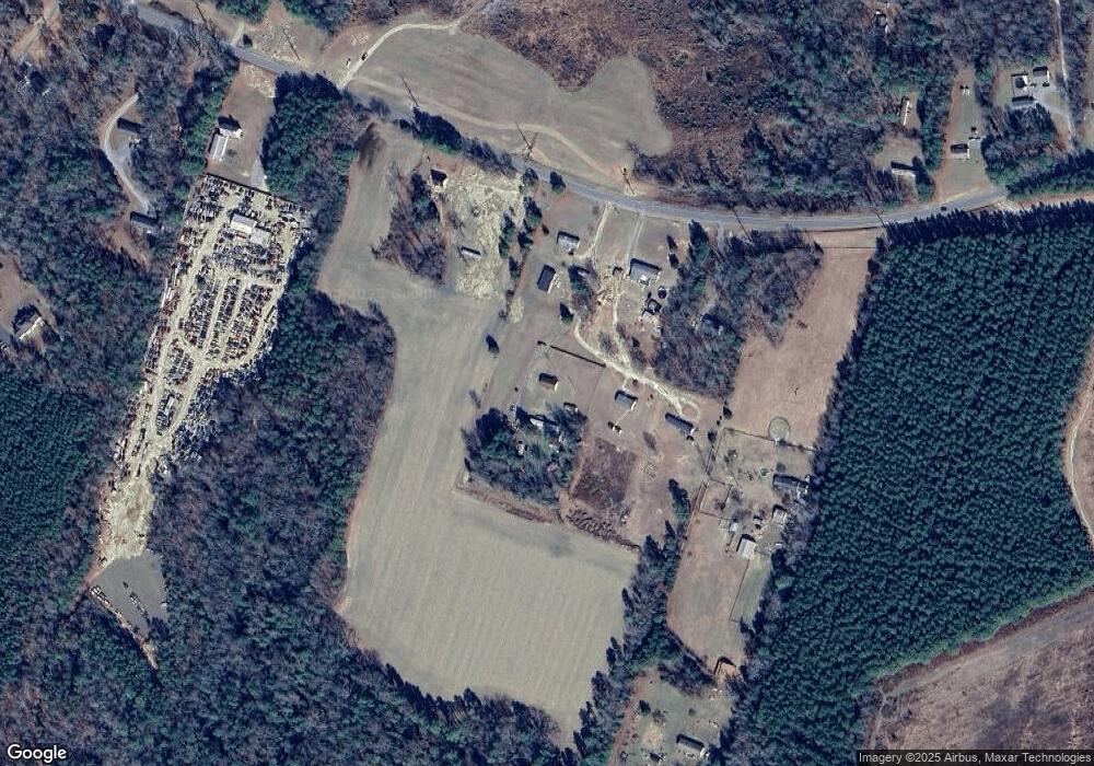 197 Good Hawk Ln, Dunnsville, VA 22454 - photo 1