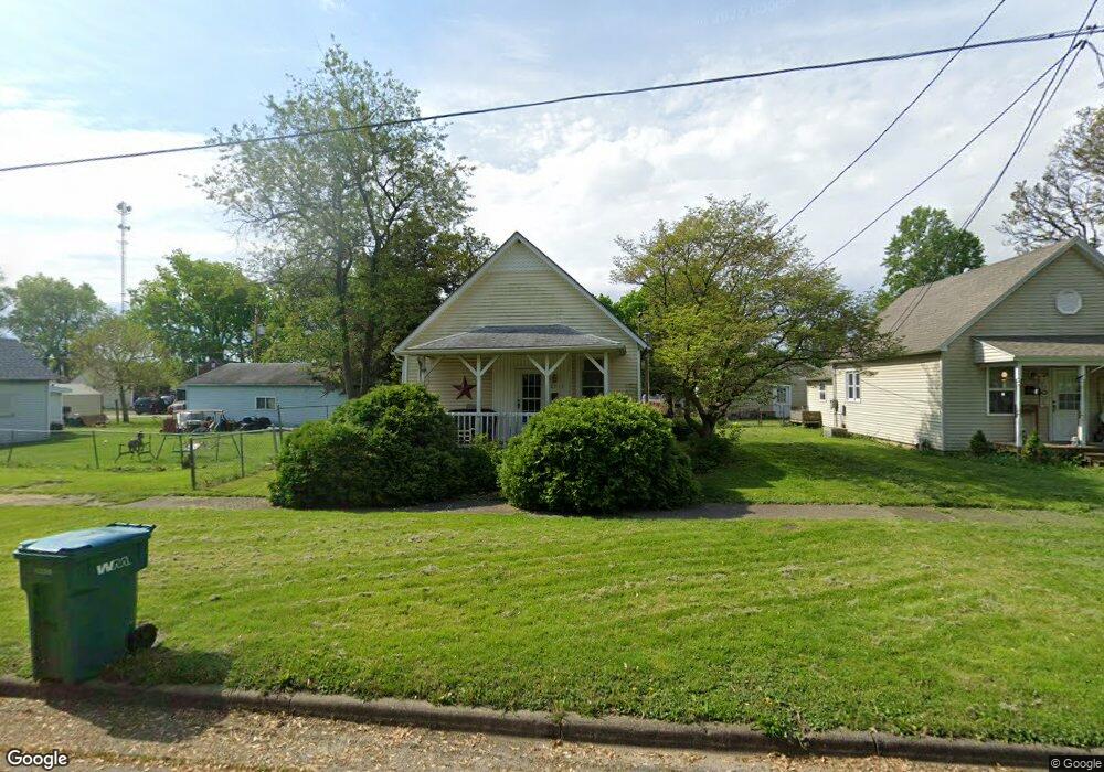 2913 Cedar Ave, Mattoon, IL 61938 - photo 1