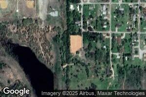 1013 S 10th St, Comanche, OK 73529