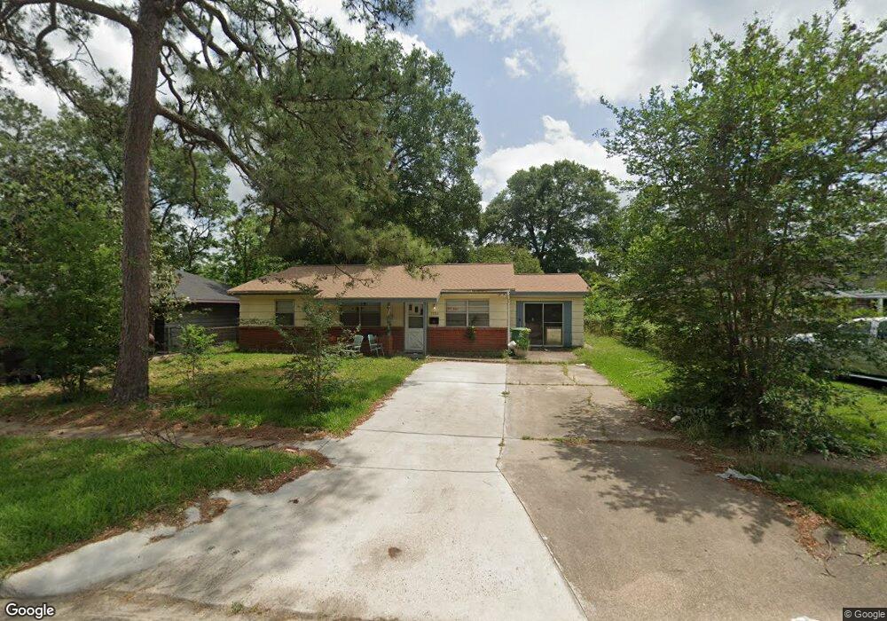 7722 Rhobell St, Houston, TX 77016 - photo 1