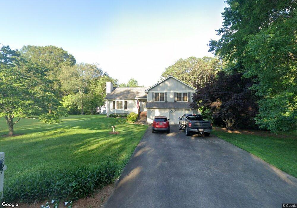 507 E Cherokee Ct, Woodstock, GA 30188 - photo 1