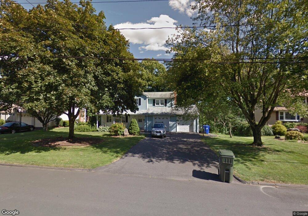 291 Candlewyck Dr, Newington, CT 06111 - photo 1