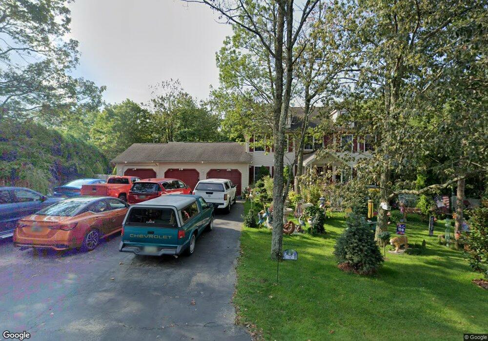 72 Colony Dr, Hazleton, PA 18202 - photo 1