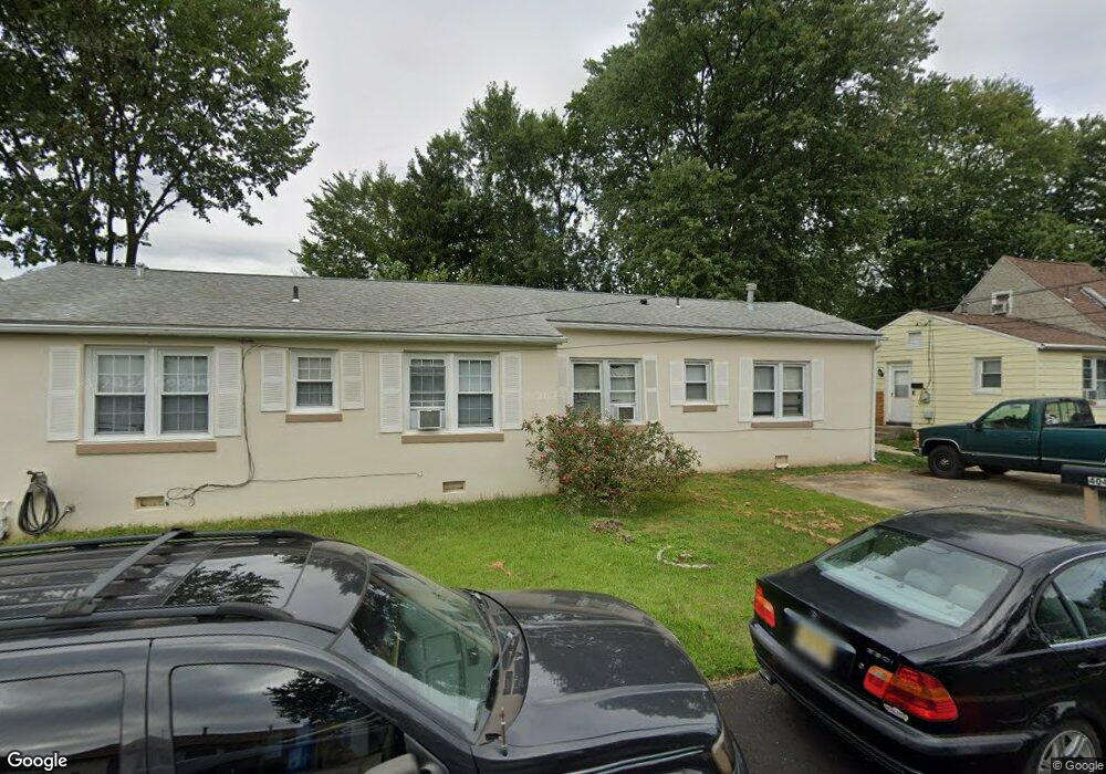 402 Nashville Ct, Wallingford, PA 19086 - photo 1