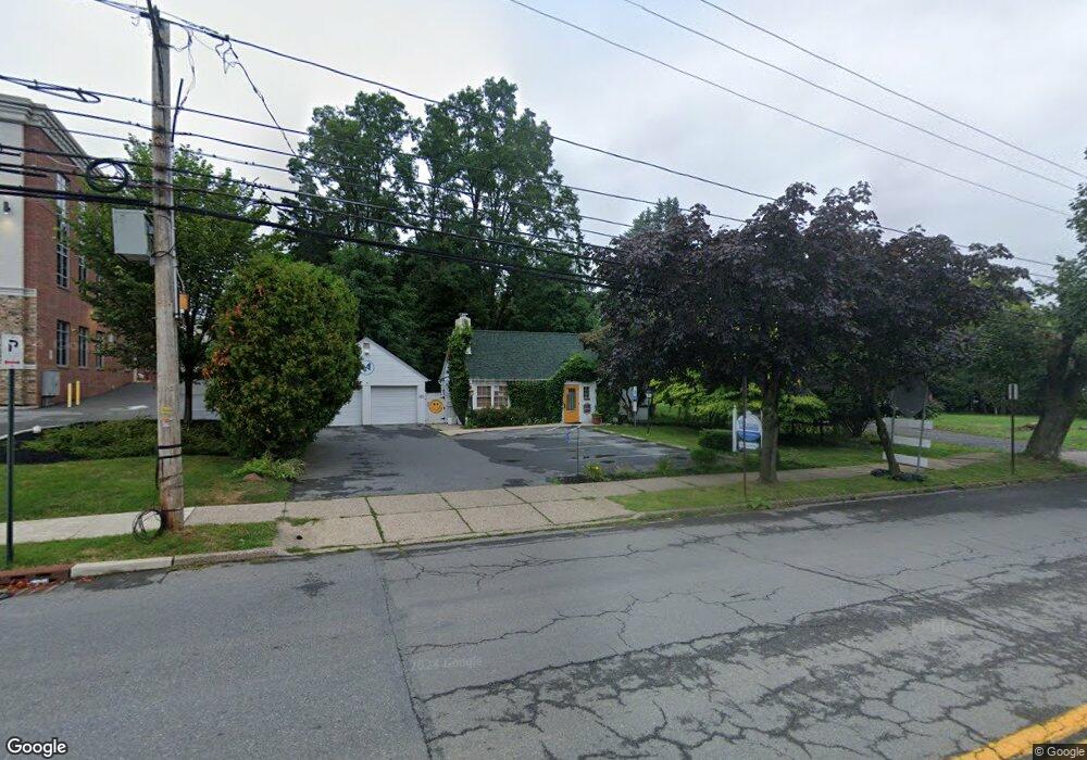 820 Eaton Ave, Bethlehem, PA 18018 - photo 1