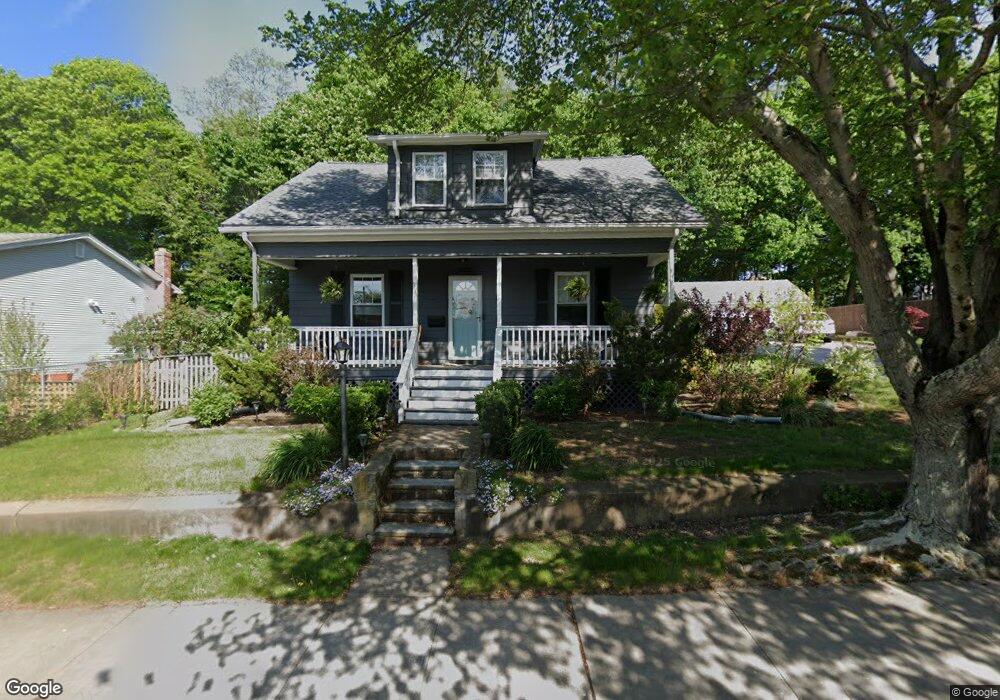 2392 Cranston St, Cranston, RI 02920 - photo 1