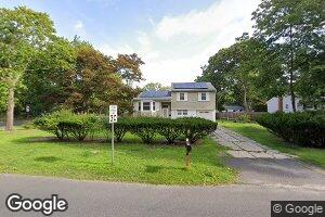 512 Old Post Rd, Port Jefferson, NY 11777