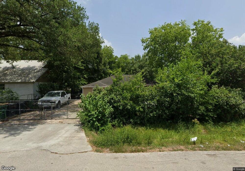 7135 England St, Houston, TX 77021 - photo 1